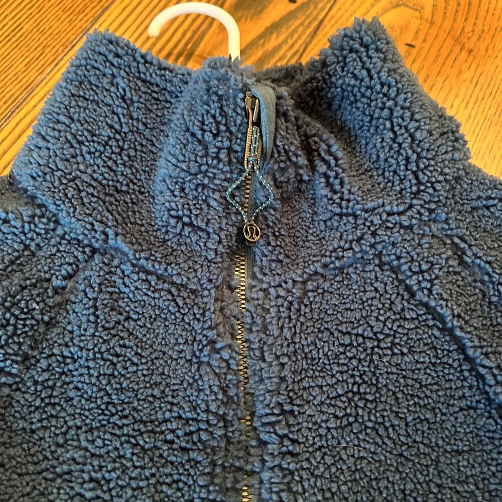 Lululemon Teal Fleece Pullover Top, Size XS/S - Image 5