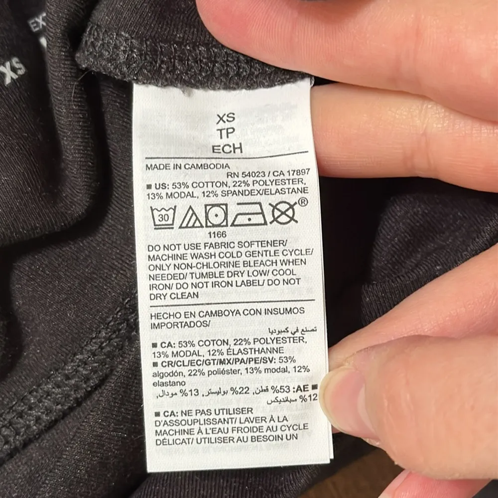 Old Navy Charcoal Active Crossover Powerchill Extra Hi-Rise Go-Dry Leggings XS - Image 8