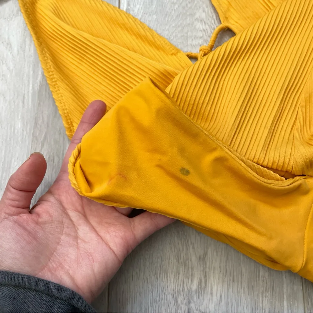 Monday Swimwear Swimsuit malibu ribbed one piece womens Yellow (large) vacation Size M - Image 10