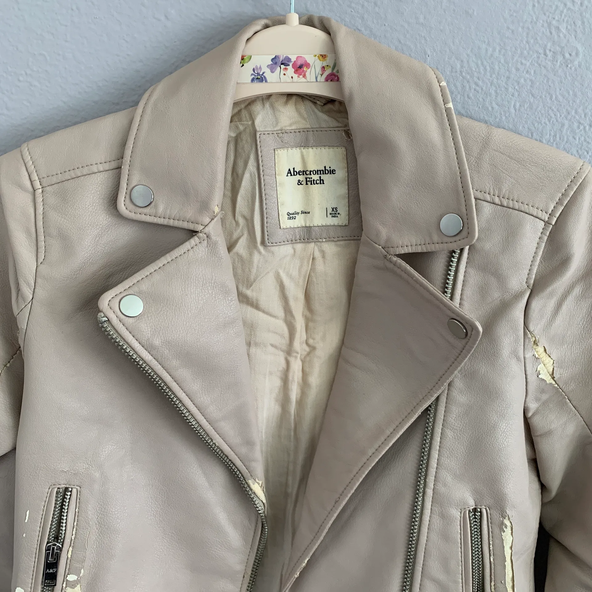 Beige Pleather Jacket - Image 10