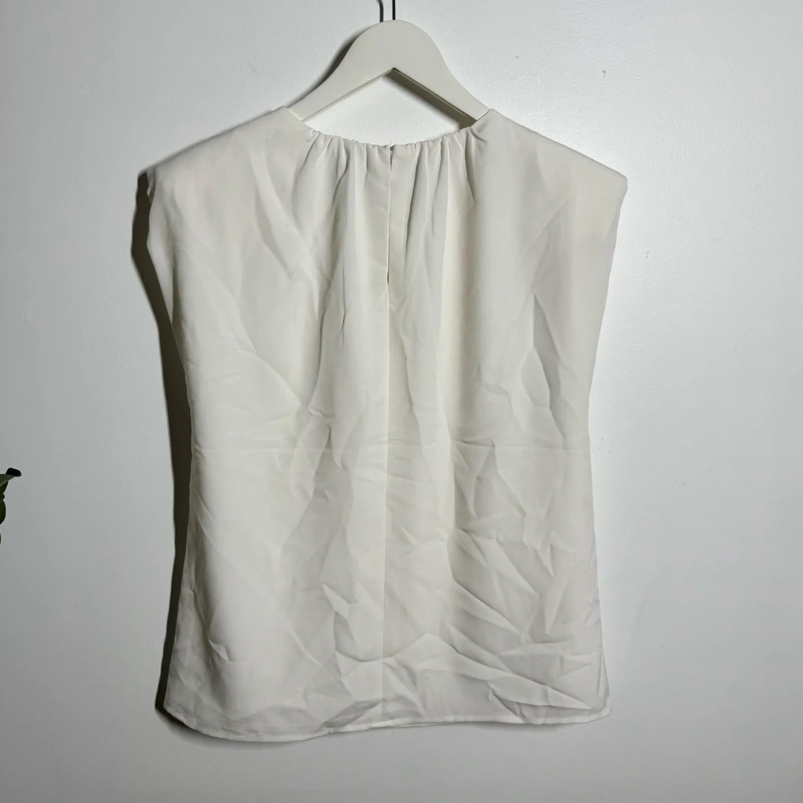 Express Shoulder Pad Minimal Modest Blouse Top Women M Ivory White Career Work - Image 2