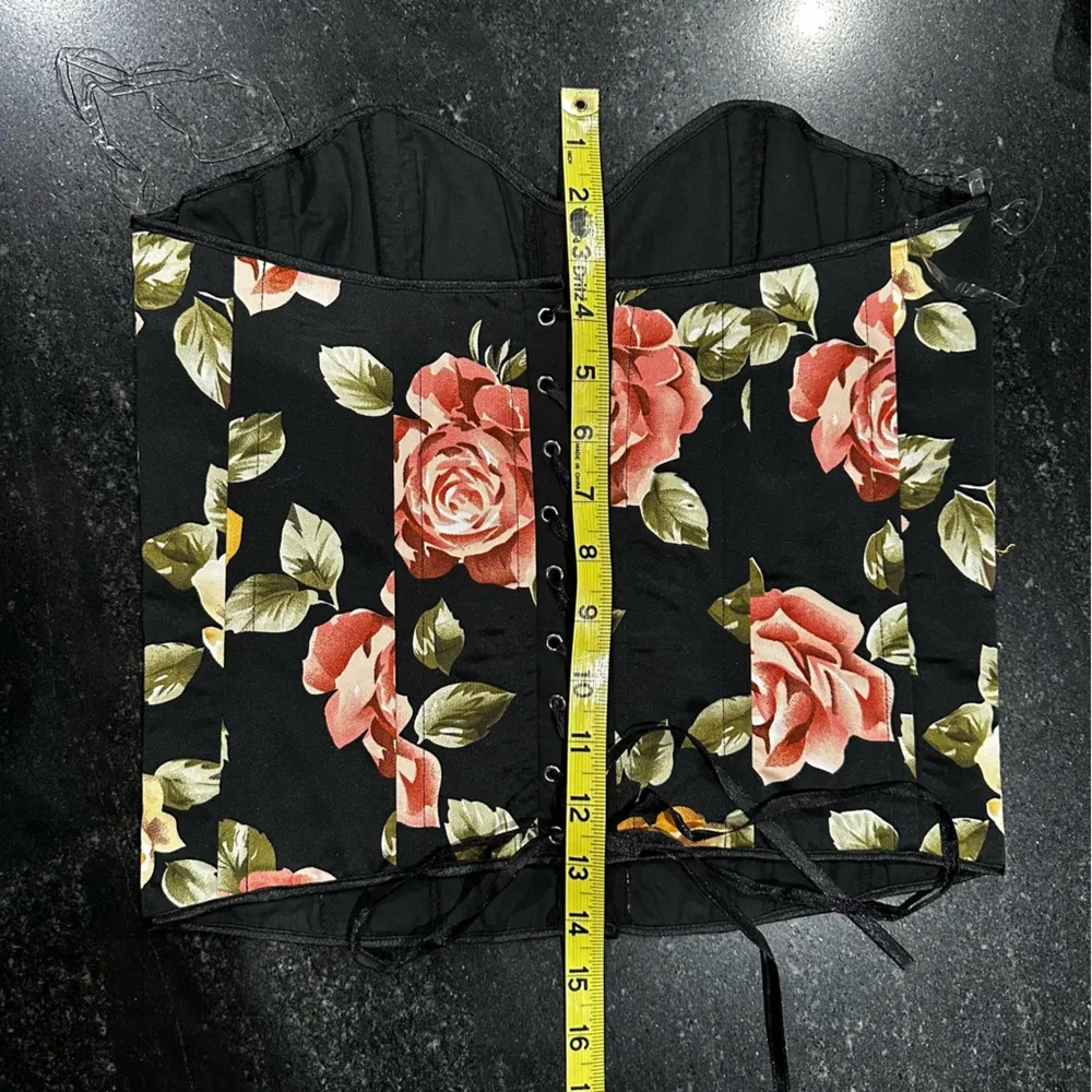 Aziz Black Strapless Old Fashion Foral Lace Up Hook & Eye Corset w/ Boning Pink - Image 6