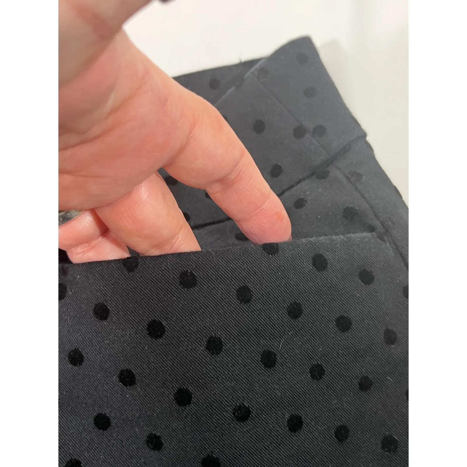 LOFT Sutton Women Skinny Ankle Pants Black Velvet Polka Dot Preppy Size 12 - Image 7