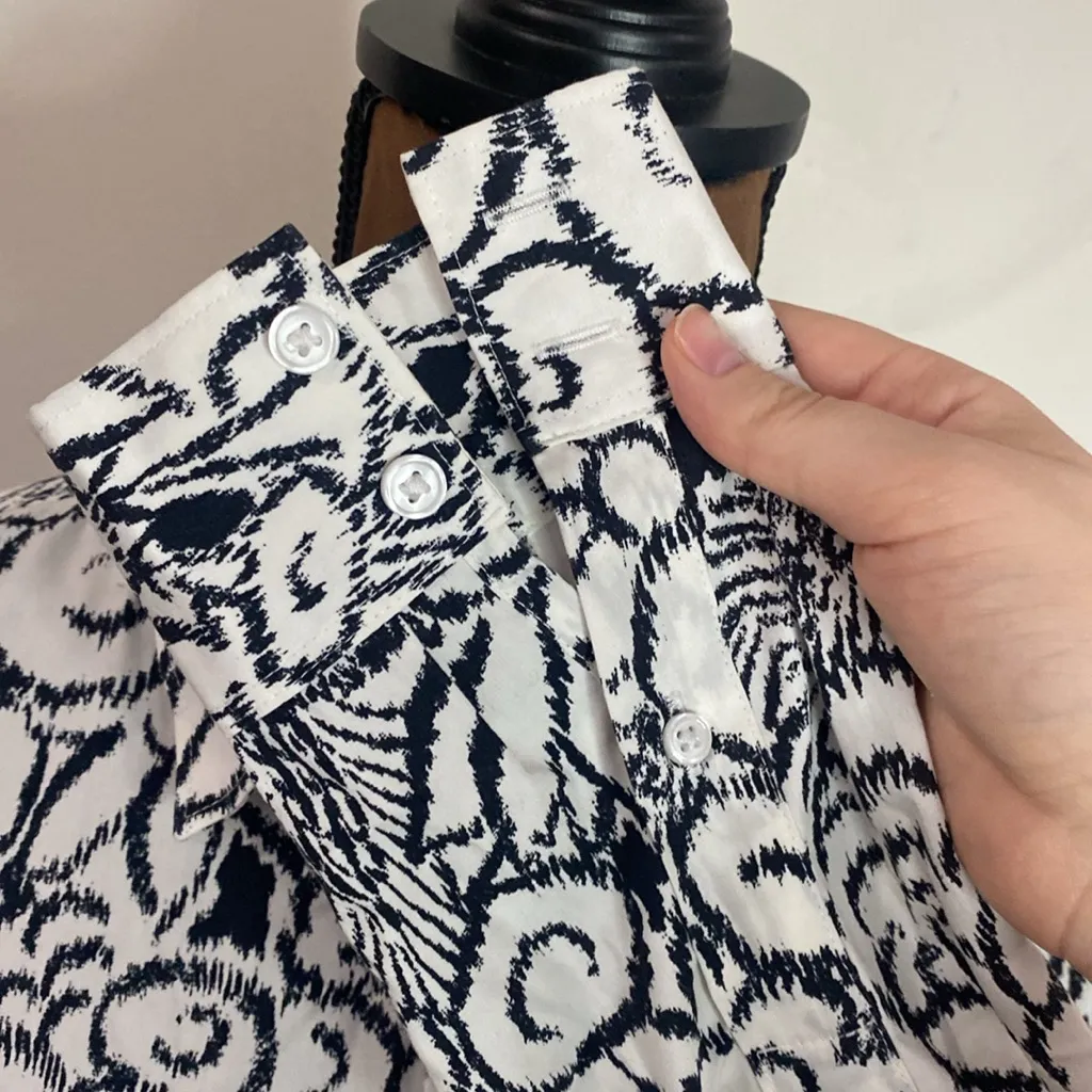 Lands’ End no iron supima cotton floral sketch white black button down shirt 8 - Image 9