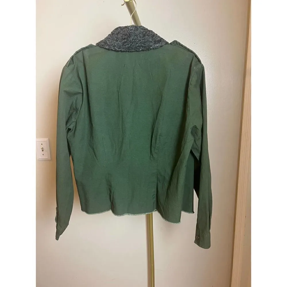 Anthropologie Twelve by ontwelfth Green Jacket with Fuzzy Collar Sz. M - Image 5