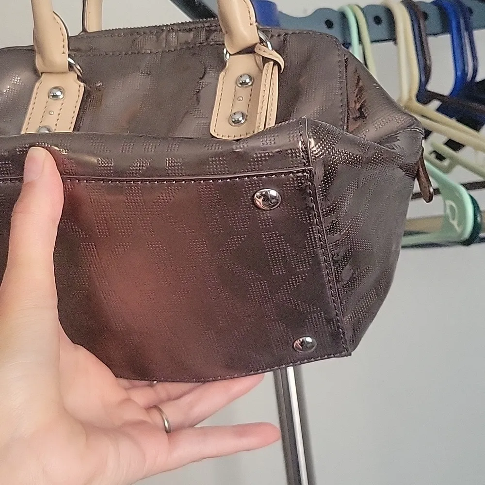 Michael Kors Metallic HandBag - Image 5