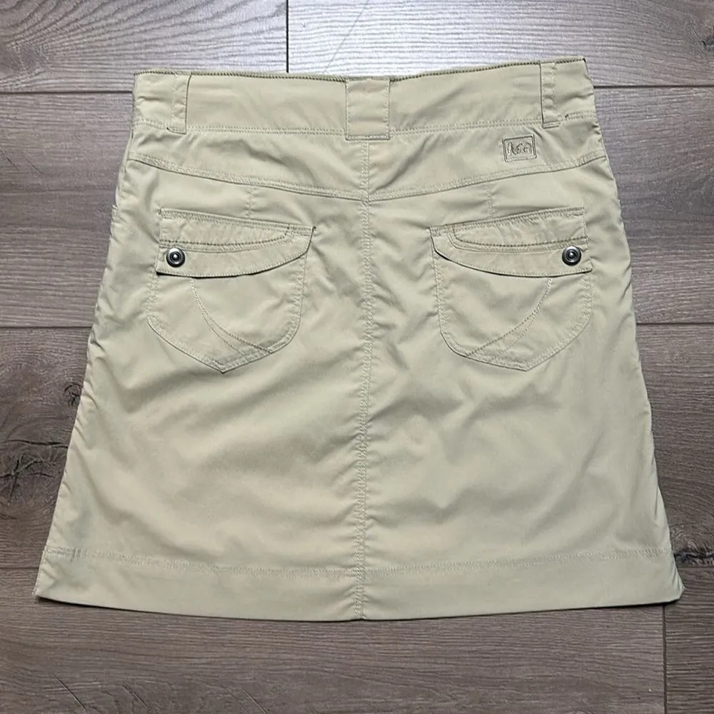 REI 17” Tan High Rise Hiking Casual Nylon Stretch‎ Skirt Size 2 - Image 2