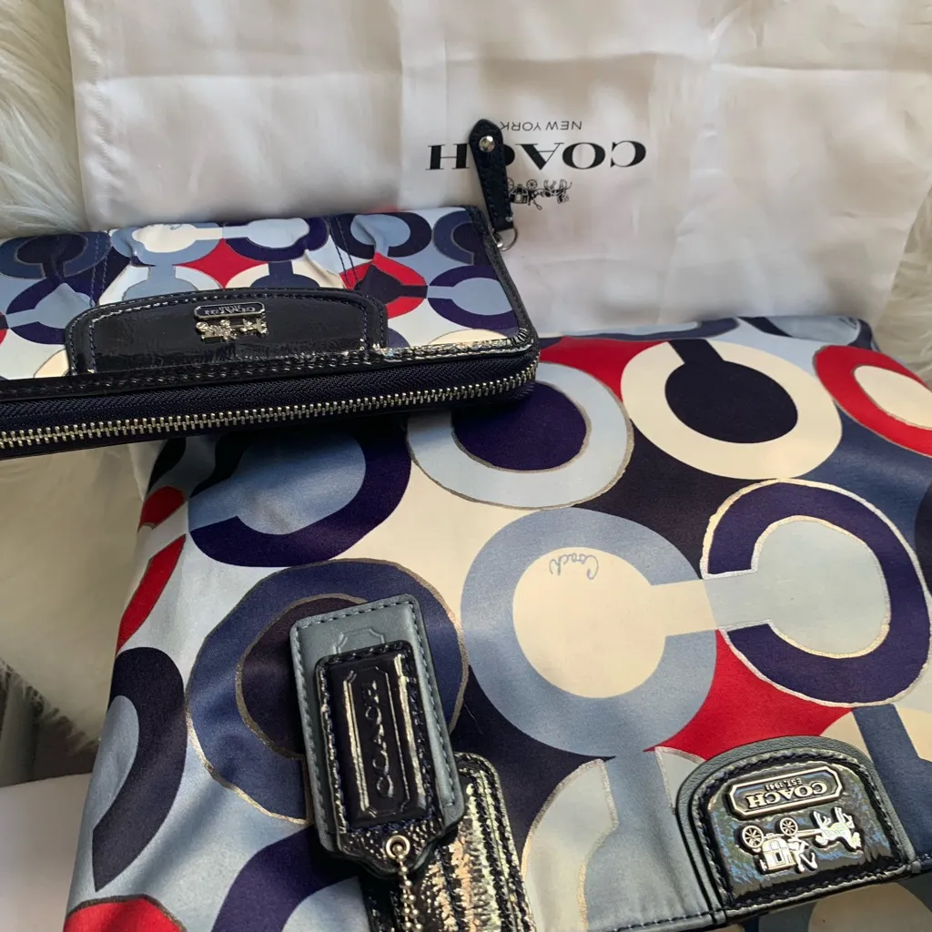 Rare Coach Madison Graphic Op Art set - Image 7