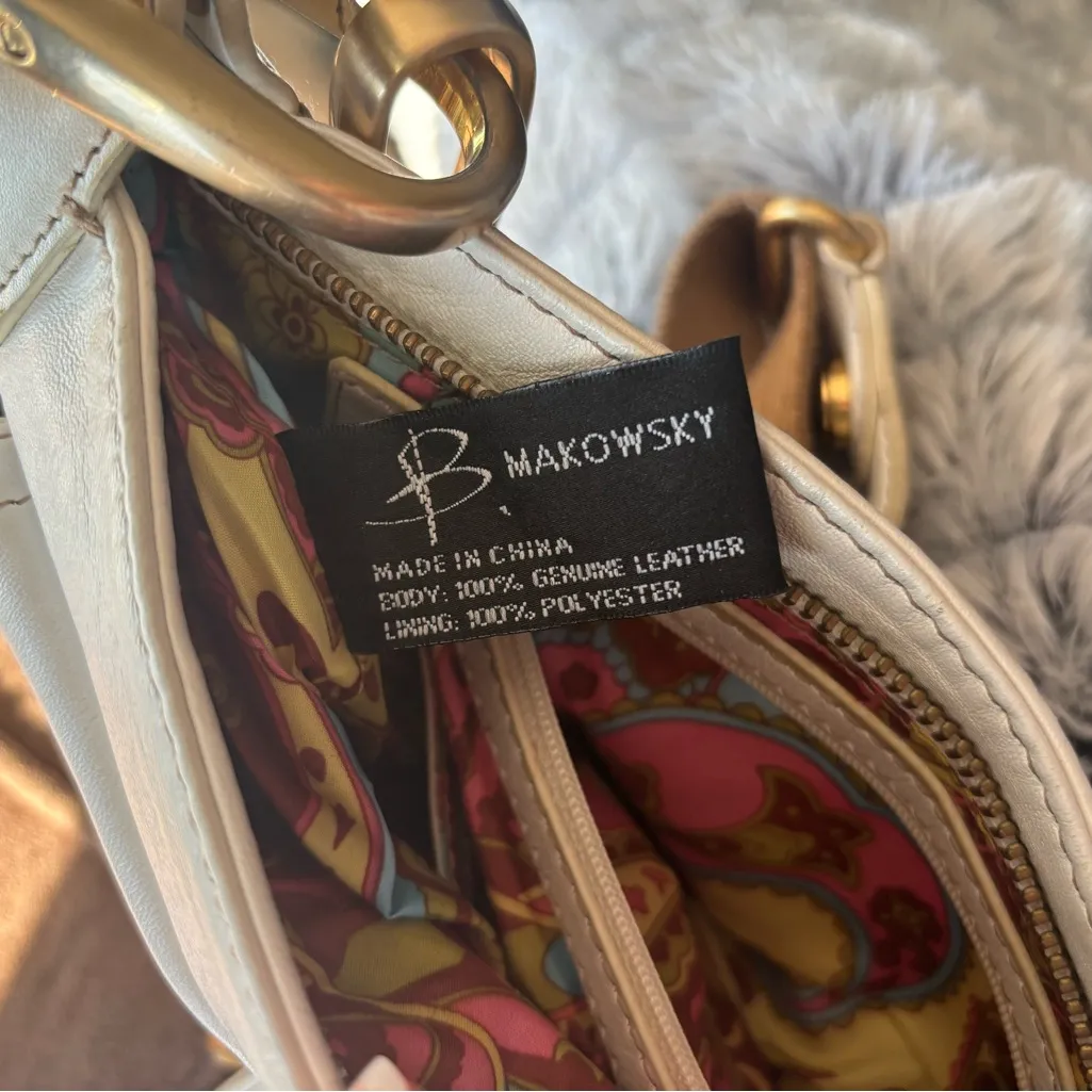 Chic Cream Shoulder Bag White - Image 5