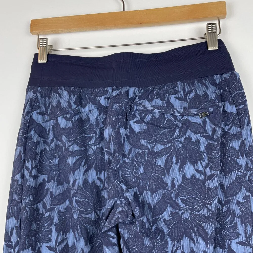 Athleta Trekkie North Jogger in Ethereal Bloom Cottage Blue Size 2 - Image 6