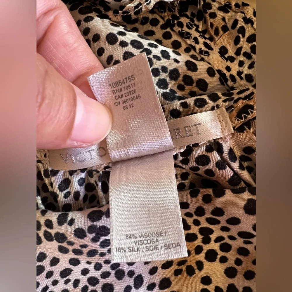 Victorias Secret Leopard Camisole Sleep CamiSleep Cami Silk And Viscoses Size XS - Image 5