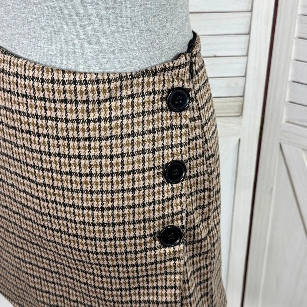 Love Tree Houndstooth Knit Button Side Mini Skort Tan‎ Black Large - Image 5