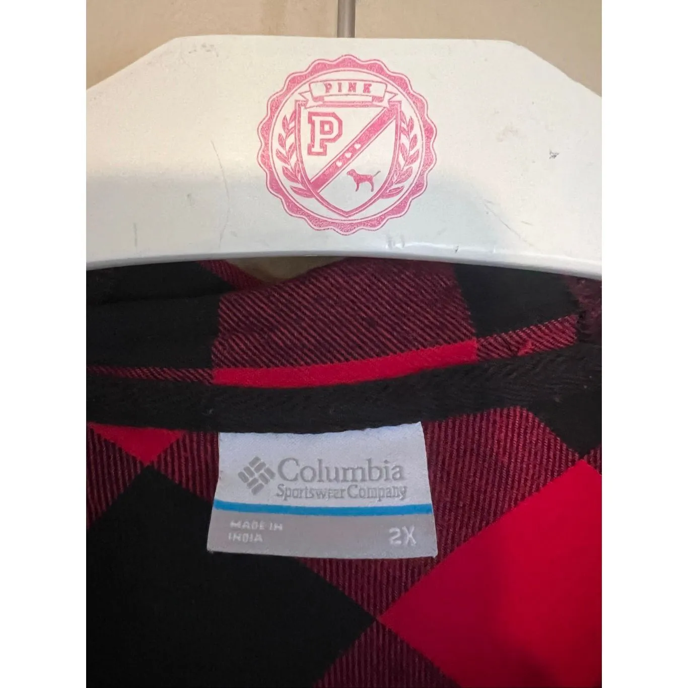 Columbia Red And Black Plaid Hooded Flannel Top Woman’s Size 2X Flaws - Image 8
