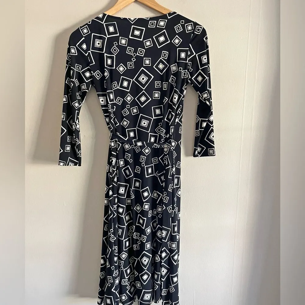 Vintage 90s Maggy London Black Geo Print True Wrap Dress Size 4 - Image 7