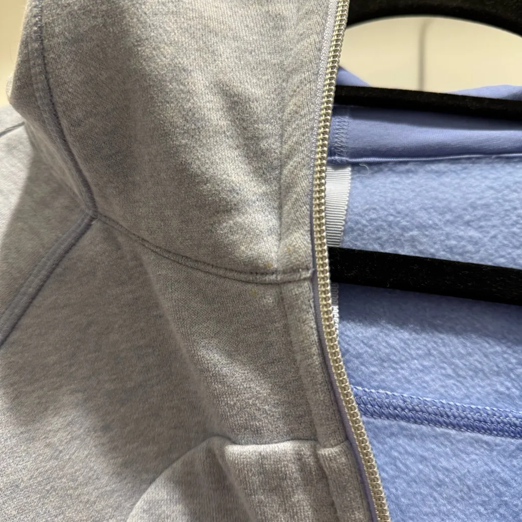 Lululemon Light Blue Heathered Scuba Hoodie Light Cotton Fleece Size 6 - Image 10