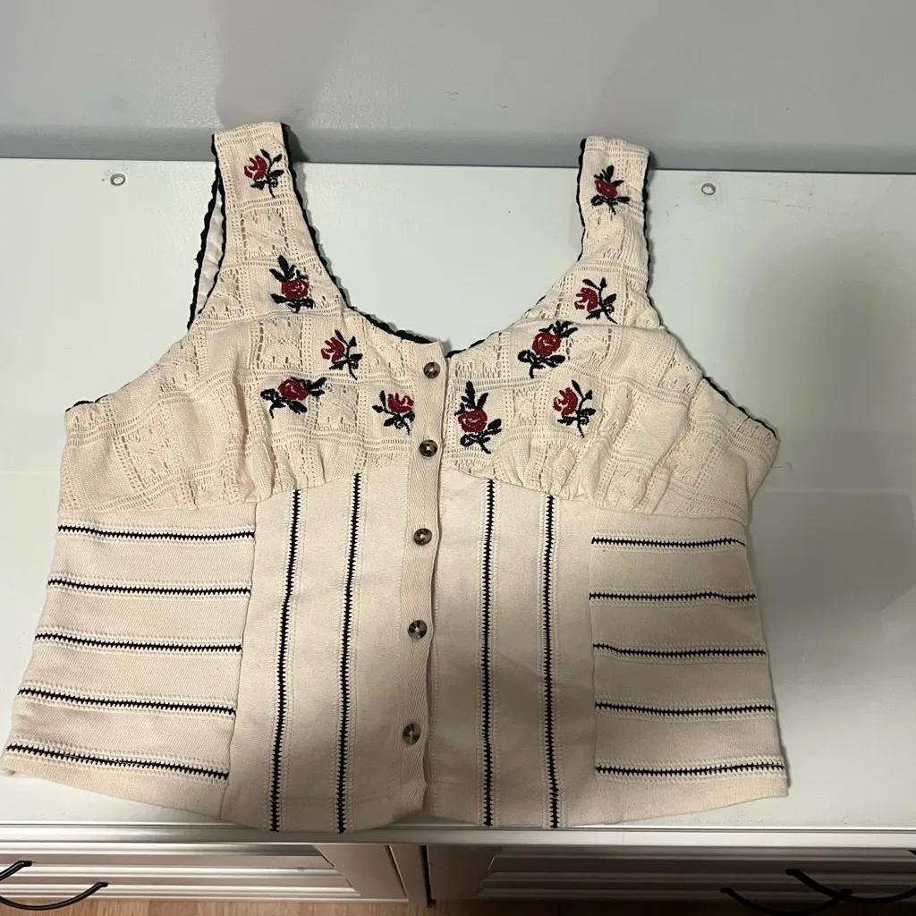 Free People Cream and Black Embroidered Top - Image 4