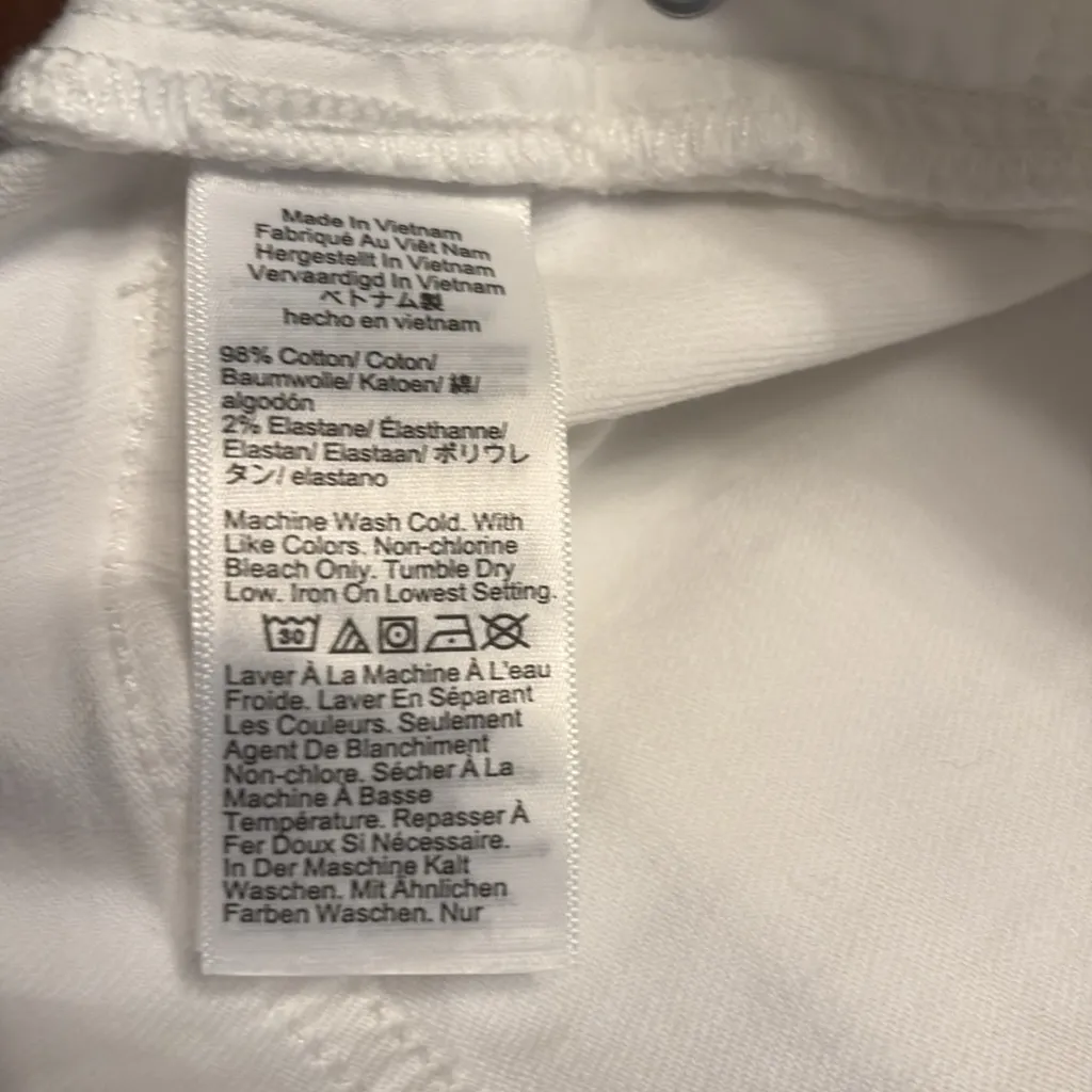 J Crew Factory women’s Classic white denim short Size 30 NWT - Image 8