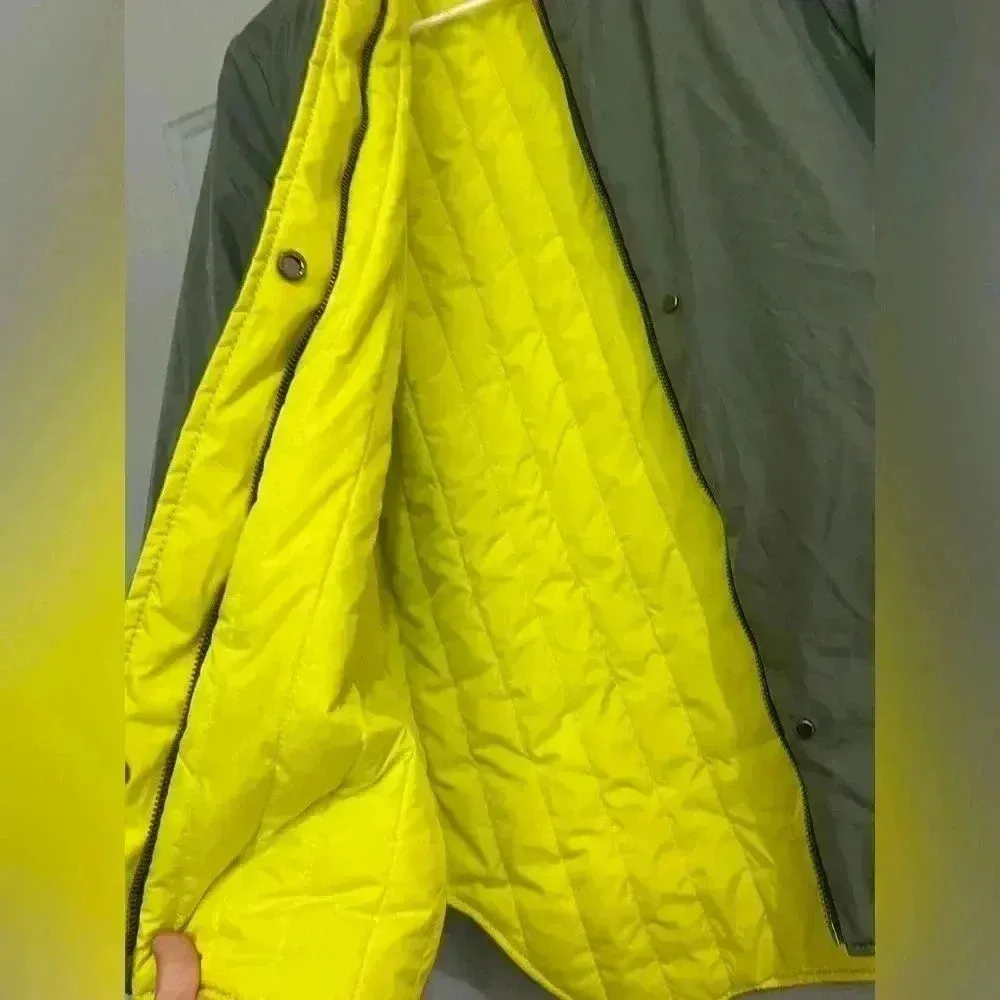 Banana Republic Jacket Water-Resistant Reversible Sz XS  Green/Neon - Image 5
