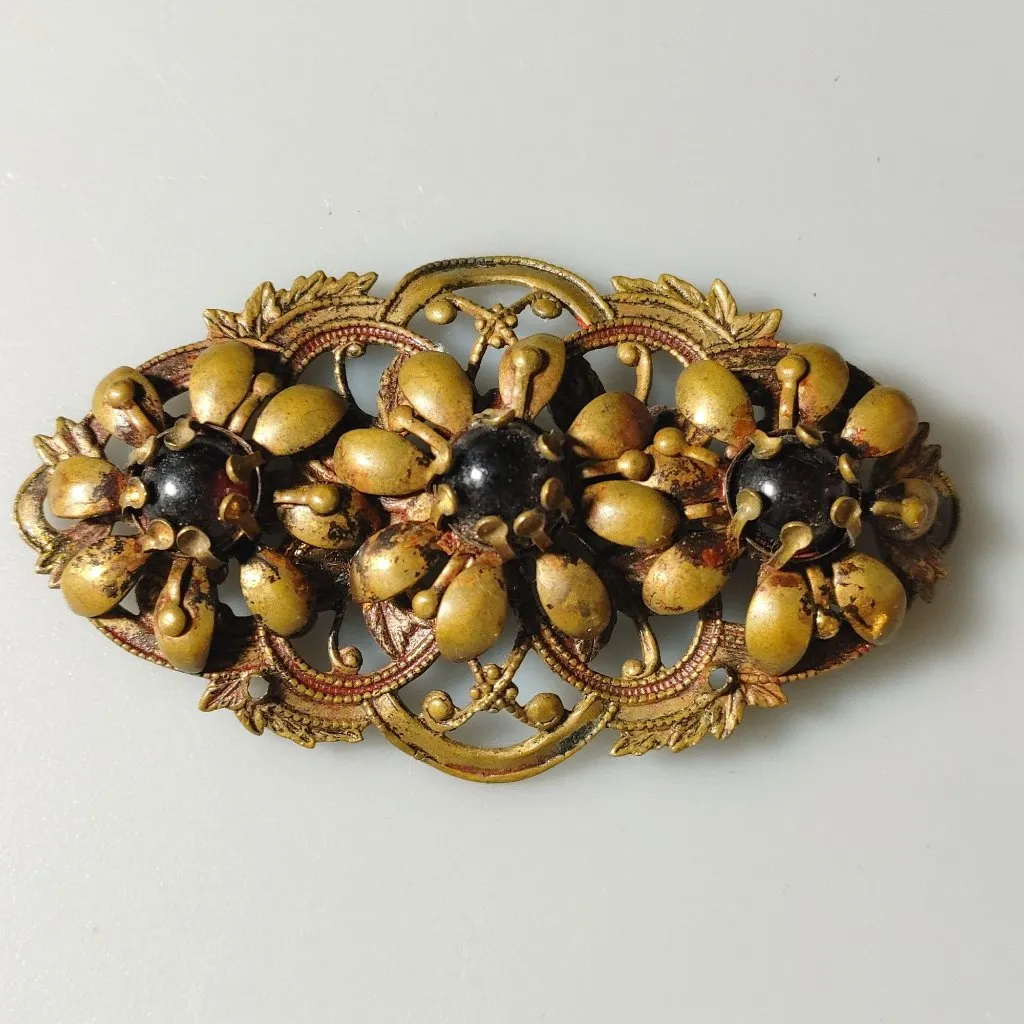 Antique Brooch Victorian Art Nouveau Gold Tone Floral Gilt Brass Dark Glass - Image 2