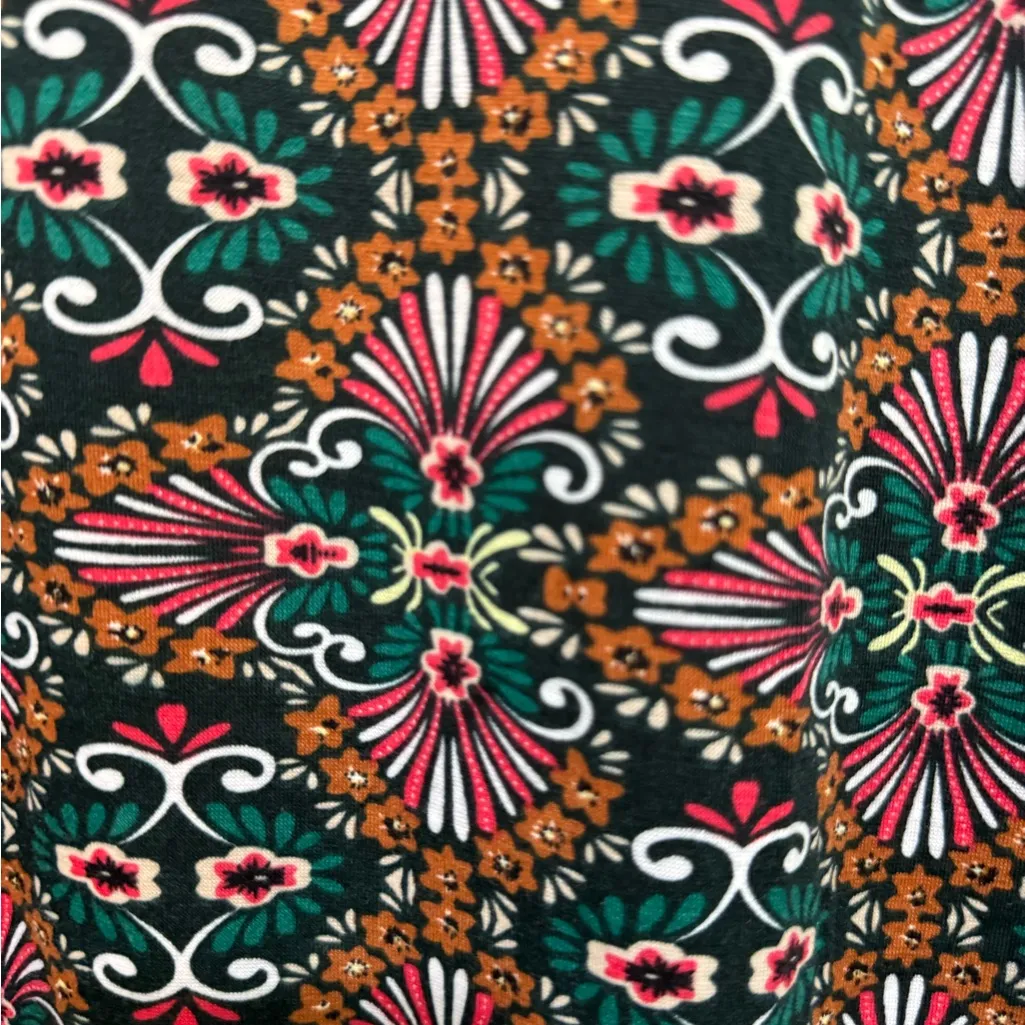 Vibrant Geometric Maxi Skirt - Image 3