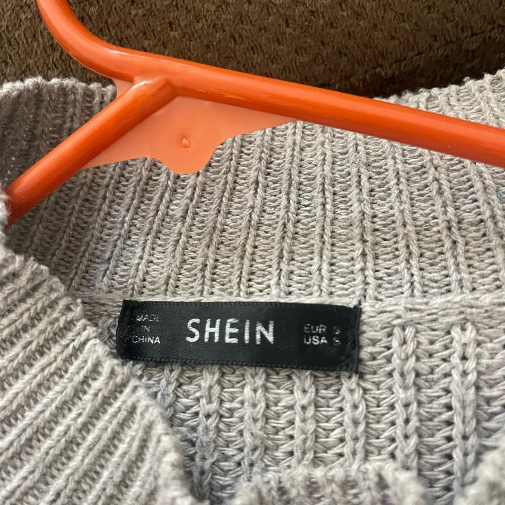 SheIn  Gray Ribbed Knit Sweater - Image 3