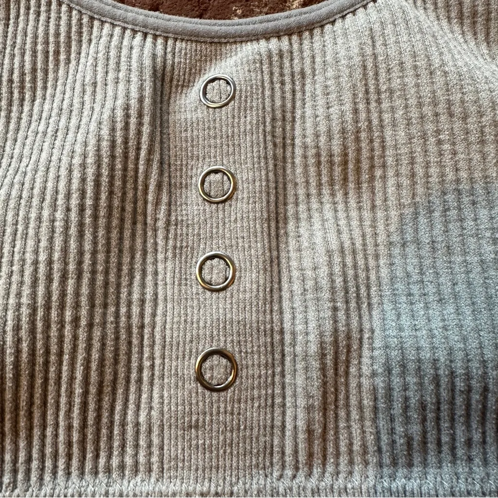 Lucky Brand Womens Seamless Comfort Crop Cami Lounge Bralette size medium Gray - Image 3