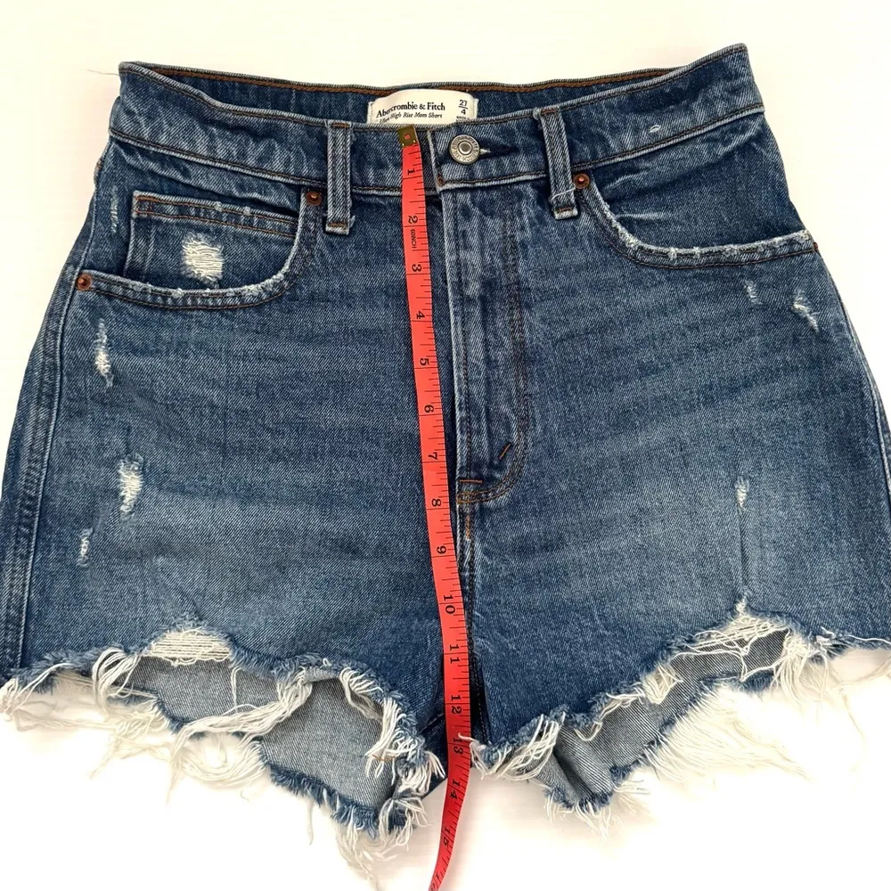 Abercrombie & Fitch Ultra High Rise Mom Shorts Size 27 - Image 5