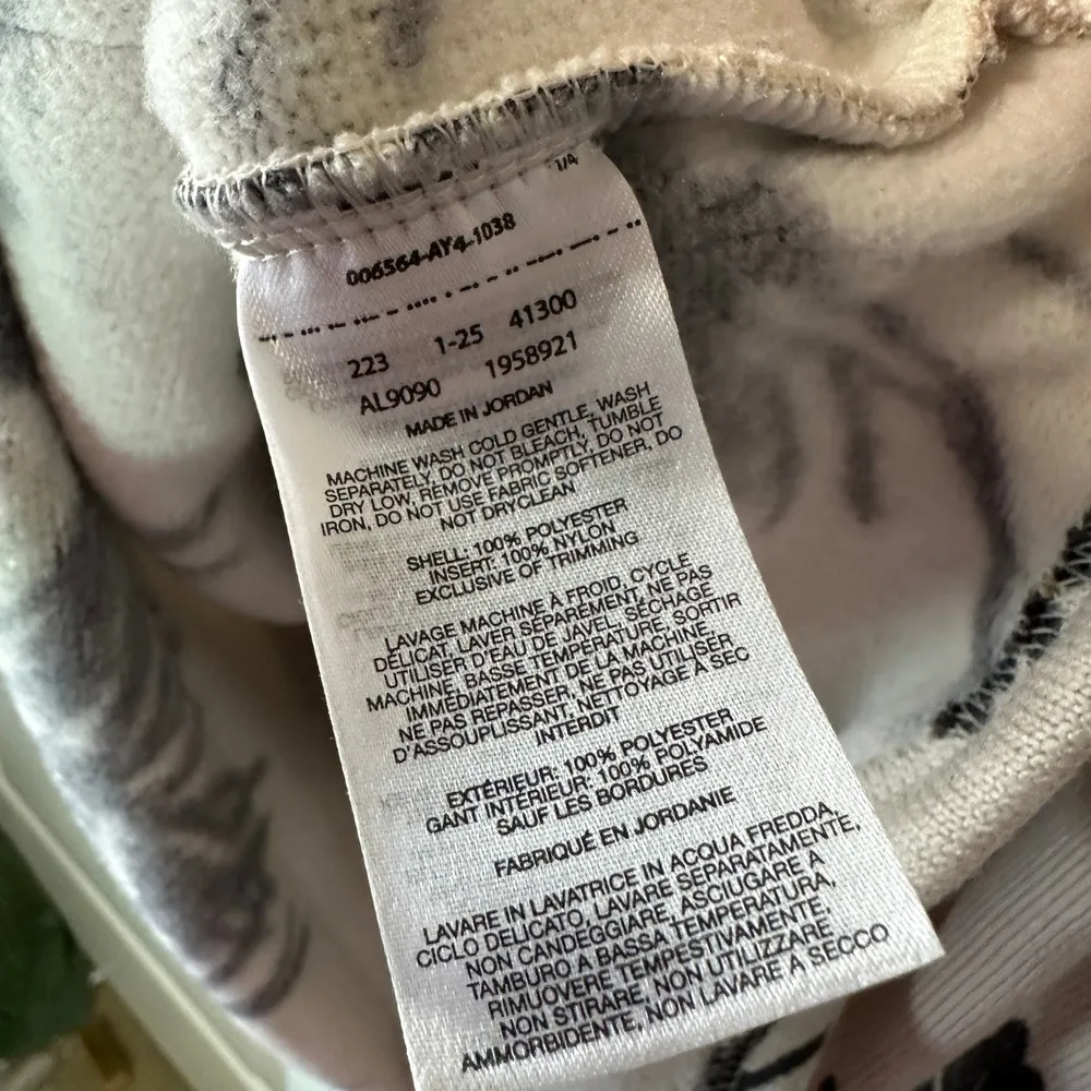 Columbia Womens Sweater Weather Hooded Pullover in Dark Stone Pinecones Cream XS - Image 4