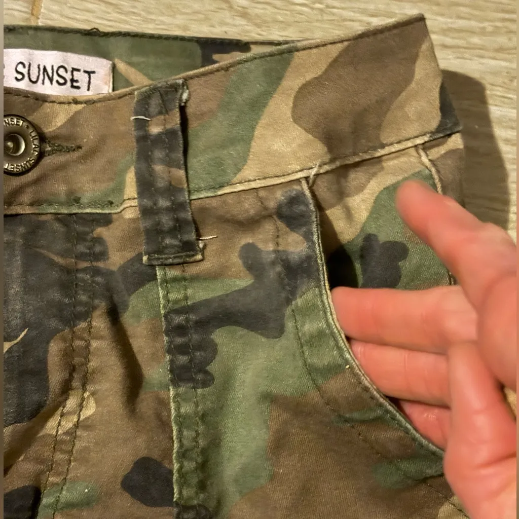 Jrs. Camouflage Cargo Pants by LILAC SUNSET 3/4 Green Size undefined - Image 5