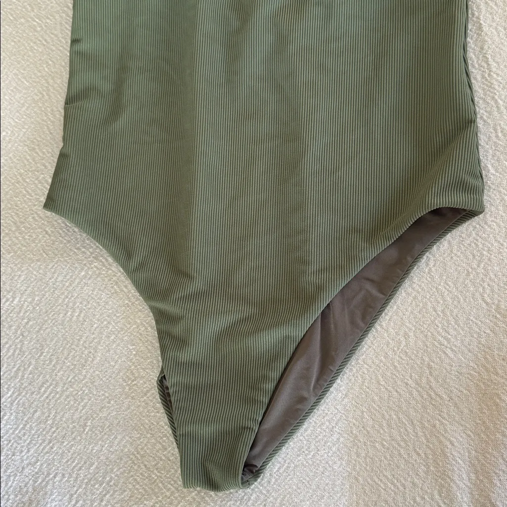 BEACH RIOT Reese One Piece Sage, Size Medium, $148 - Image 8