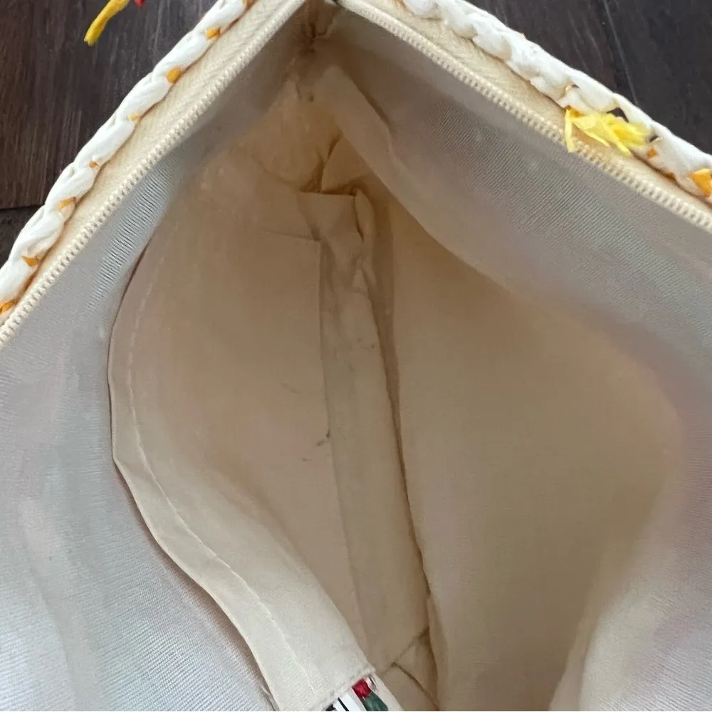 Carpetbags of America Rainbow Straw Clutch Purse Tan - Image 8