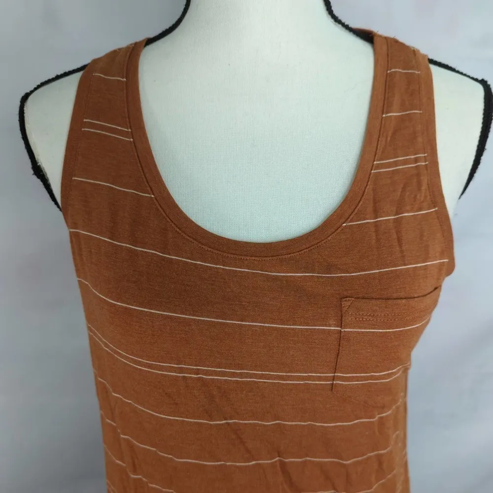 NWT | prAna Foundation‎ Scoop Neck Tank - Image 2