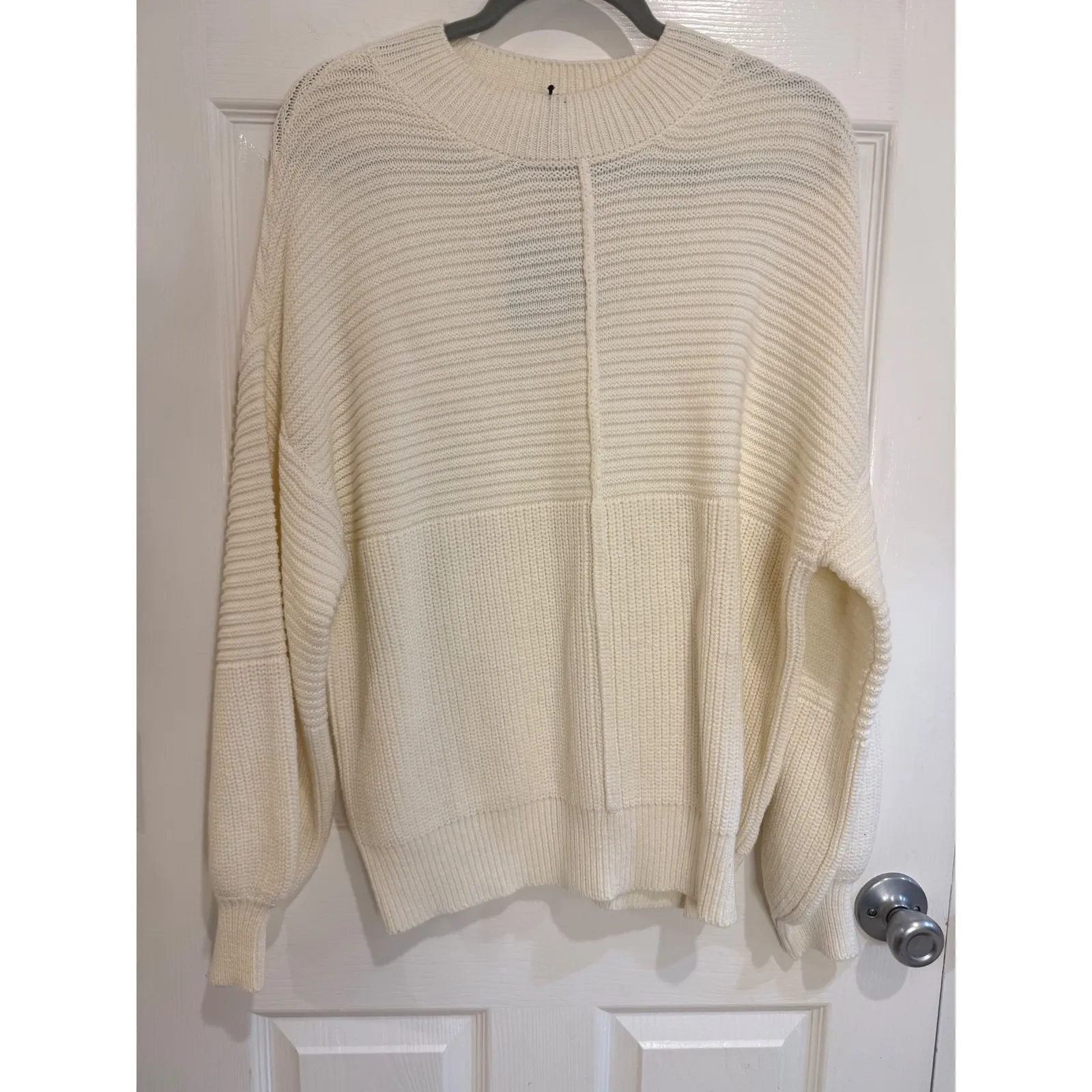 Le Lis Collection‎ Knit Pullover Sweater Ribbed Long Sleeve Cream Size S - Image 5