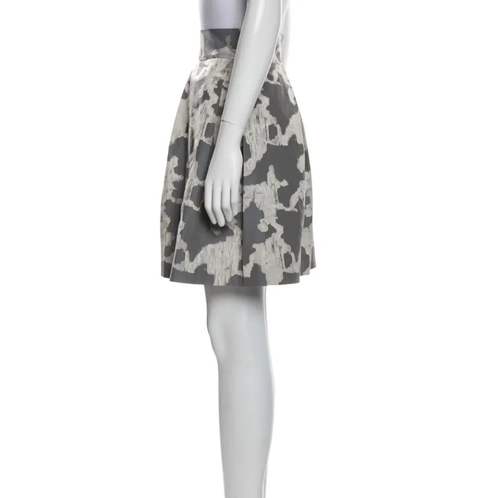 Kate Spade SZ 10 grey printed a-line skirt - Image 2