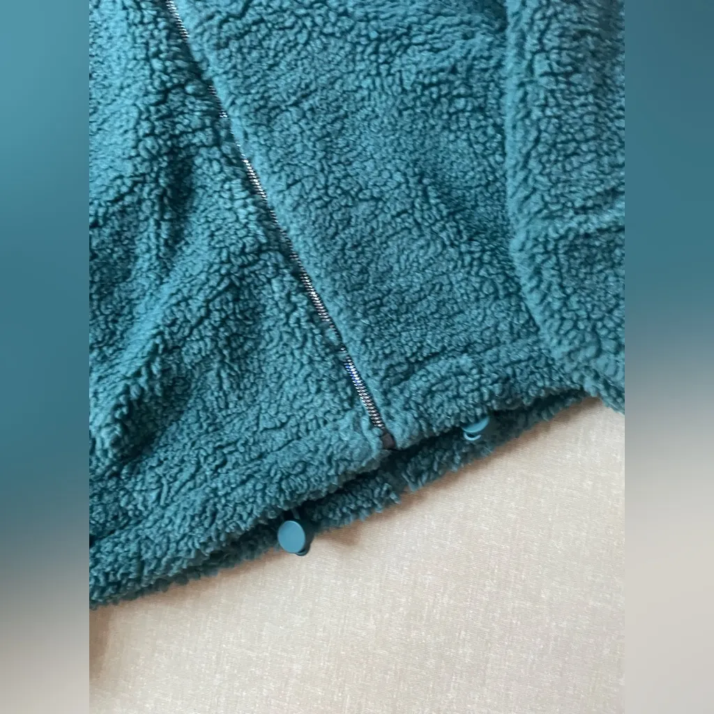NWOT Lululemon Cinchable Teddy Fleece Jacket - Storm Teal - Image 4