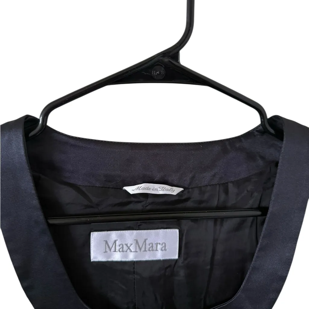 Max Mara Tweed Cropped Beige and Black Jacket - Image 2