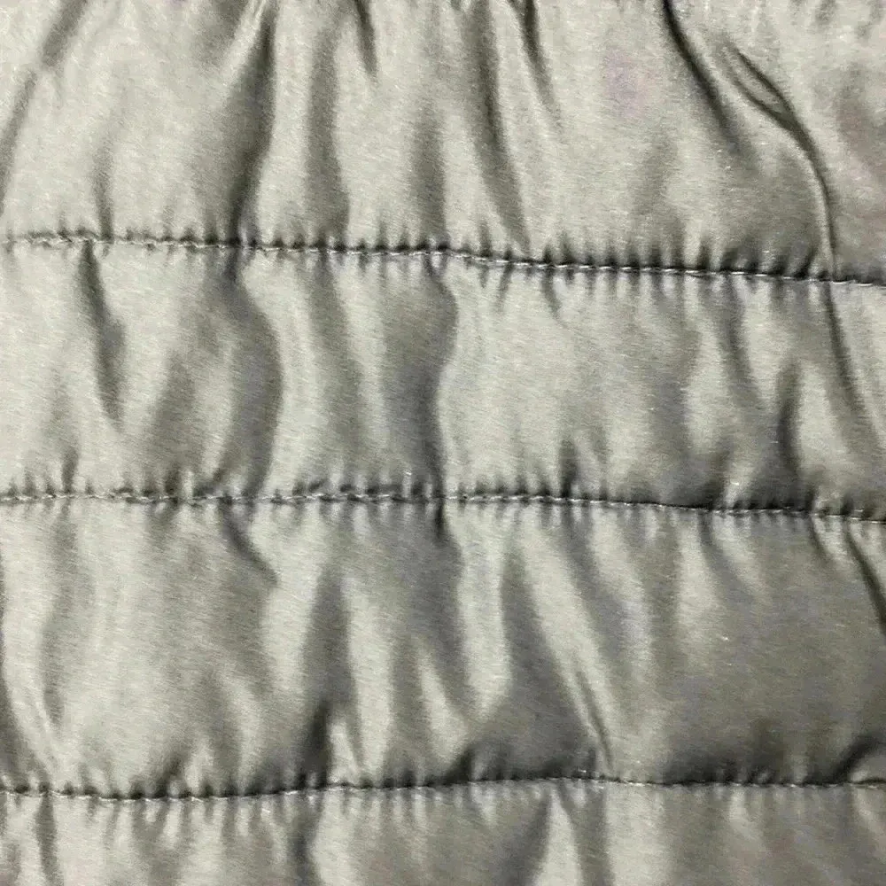 Gap  SIZE MEDIUM UNISEX QUILTED JACKET BLACK WIND PROOF WATER PROOF ZIP FRONT - Image 3