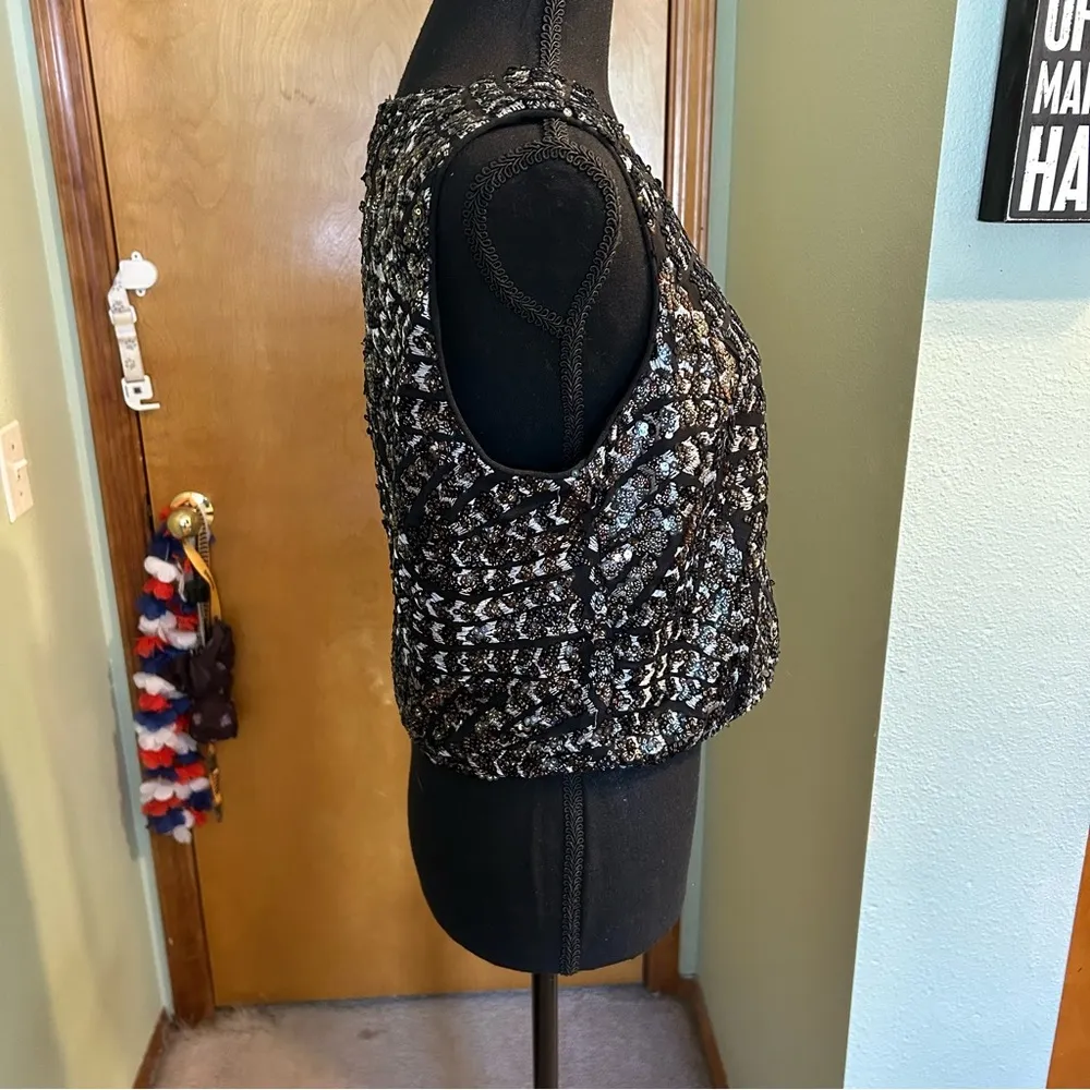 Walter Baker Jaylene Gatsby Sequin top sleeveless black and silver size L - Image 2
