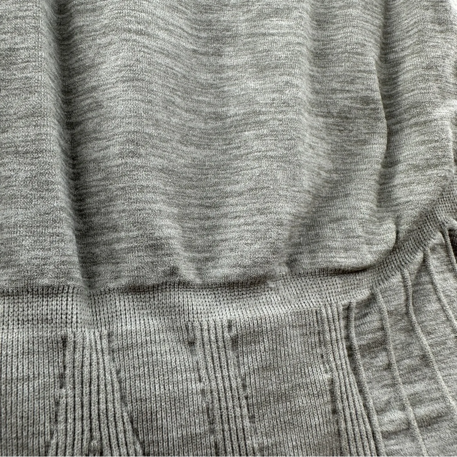 BLANQI Sport Support Base Layer Long Sleeve Activewear Shirt in Dove Grey‎ Sz M Gray Size M - Image 7