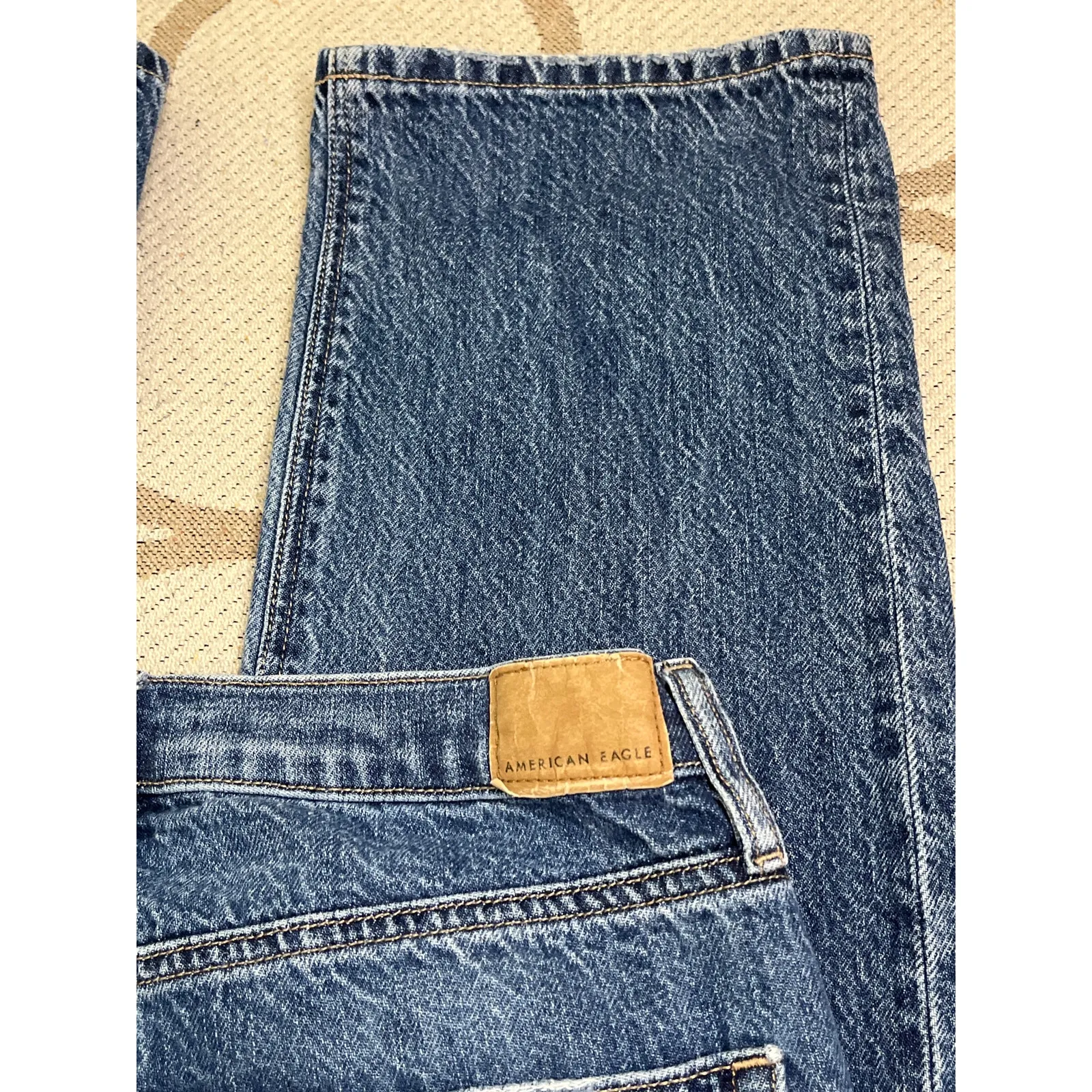 American Eagle Outfitters Low Rise Baggy Straight comfort waistband Jeans,Size 2 - Image 3