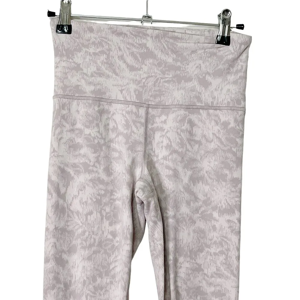 Athleta Elation Textured Tight Small Frosted Floral Velvety Pink Iceland Size XS - Image 2