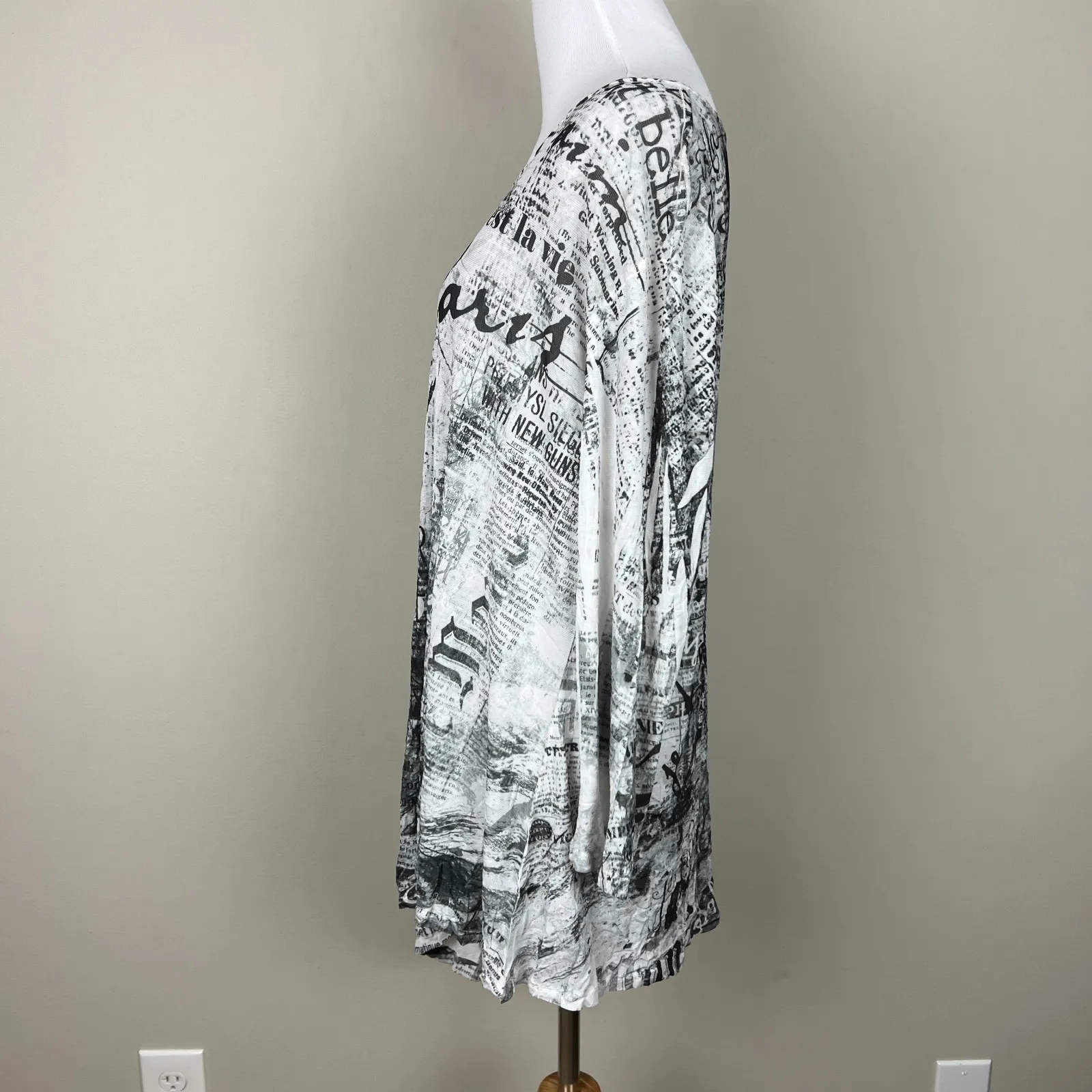 Jess & Jane Tunic Top Womens M Paris Eiffel Tower Asymmetric Hem Mesh 3/4 Sleeve Black Size M - Image 8