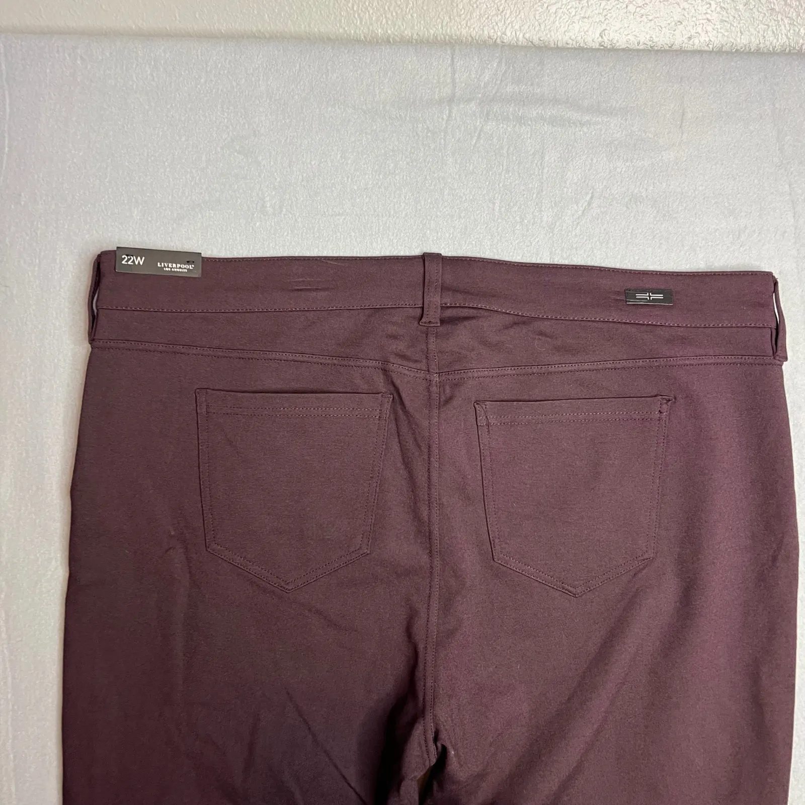 Liverpool Madonna Skinny Pants Plus Size 22W High Rise Aubergine Burgandy NWT Purple - Image 10