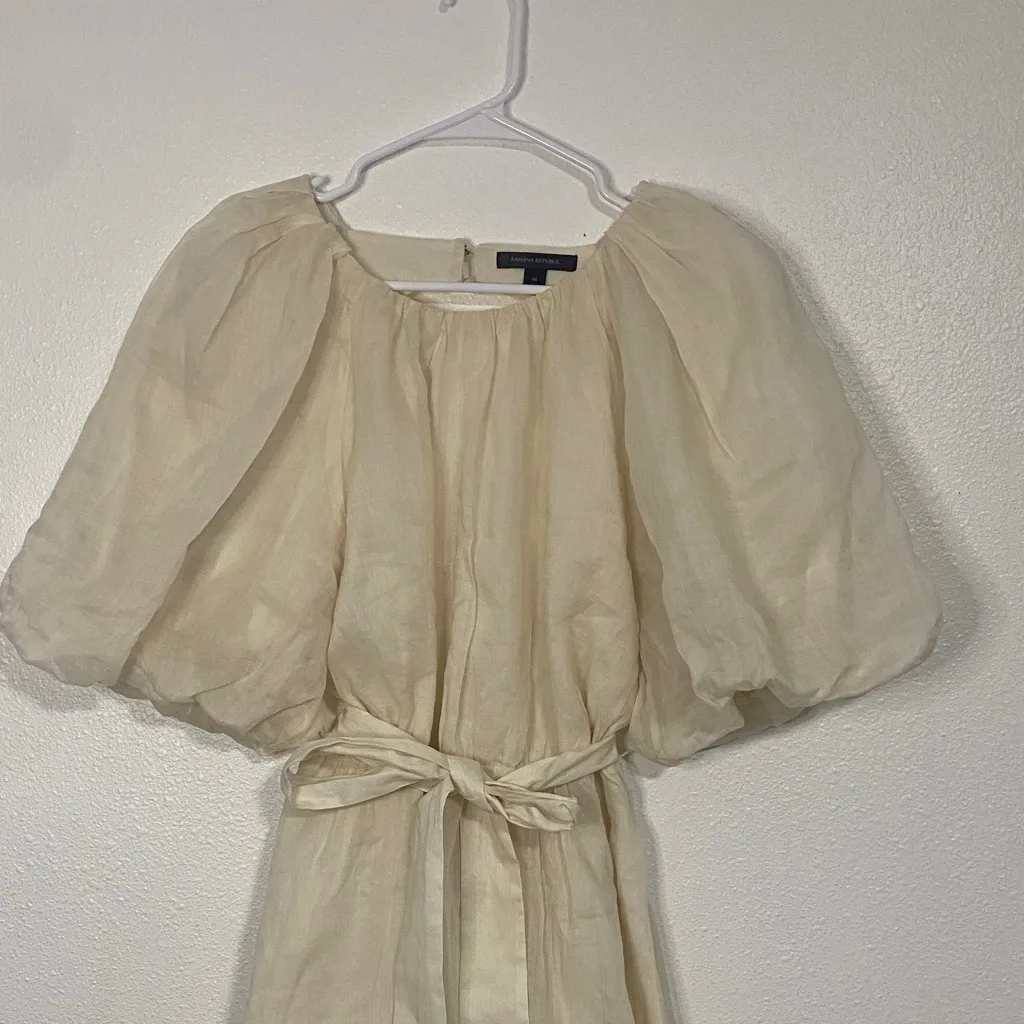 Banana Republic Light Beige Puff Sleeve Dress - Image 2