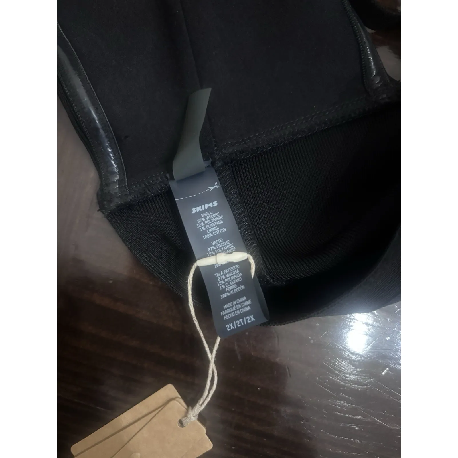 Skims NWT Signature Swim Micro Bandeau Bikini Top in Onyx - Size 2XL XXL new - Image 5