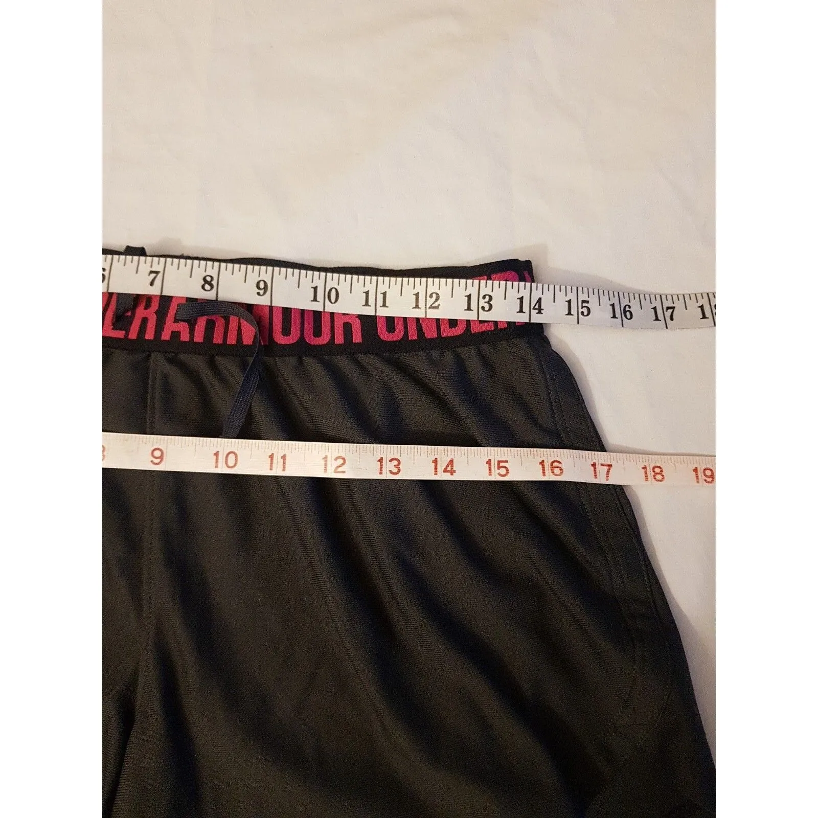 Under Armour Womens Shorts Sz Small Breast Cancer Pink October Charity Run Logo - Image 10
