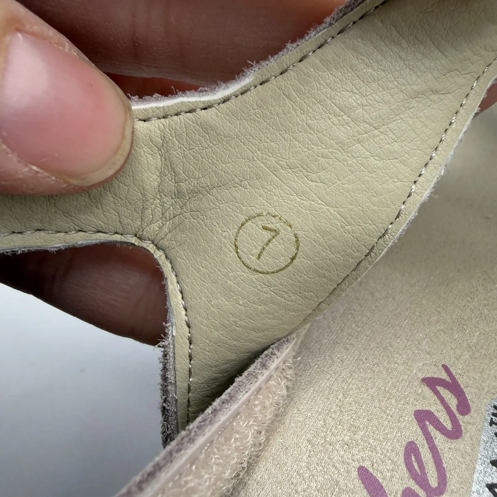 NWB Skechers Suede Peep-toe Slingback Wedge size 7 Wide New - Image 10