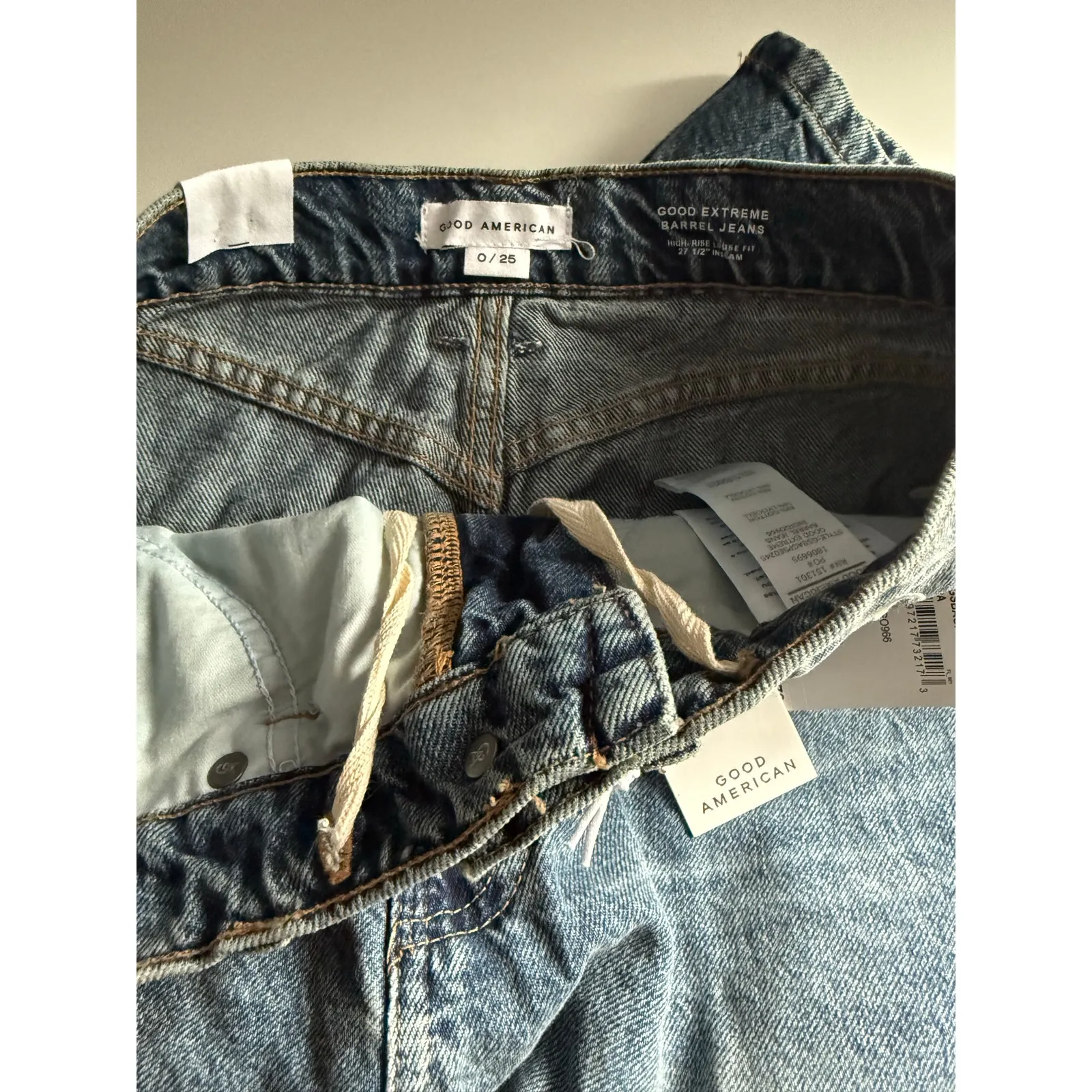$179 New Good American Good Extreme Barrel Jeans - 0 / 25 - Image 13