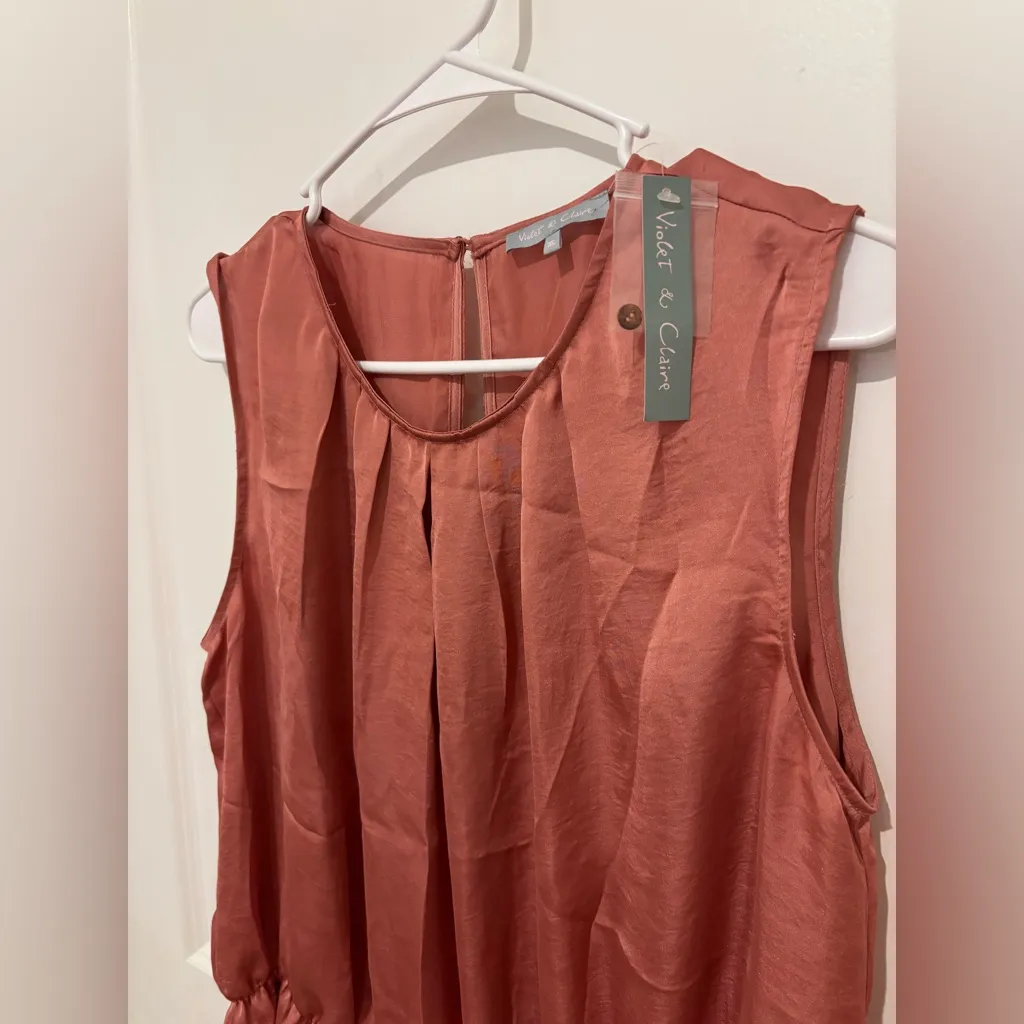 Violet & Claire NWT sleeveless Coral blouse XL - Image 2