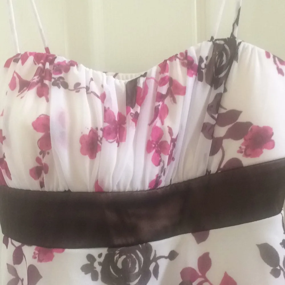 FINAL MARKDOWN Summery junior dress large from sweet storm large - Image 3